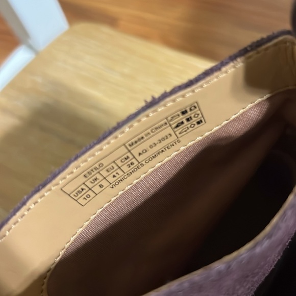 vionic Suede Boots size 10 - Picture 4 of 10